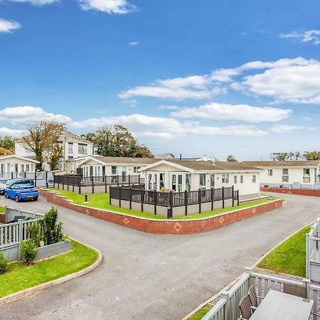 Bryn Mechell Hotel Llanfechell Bagian luar foto